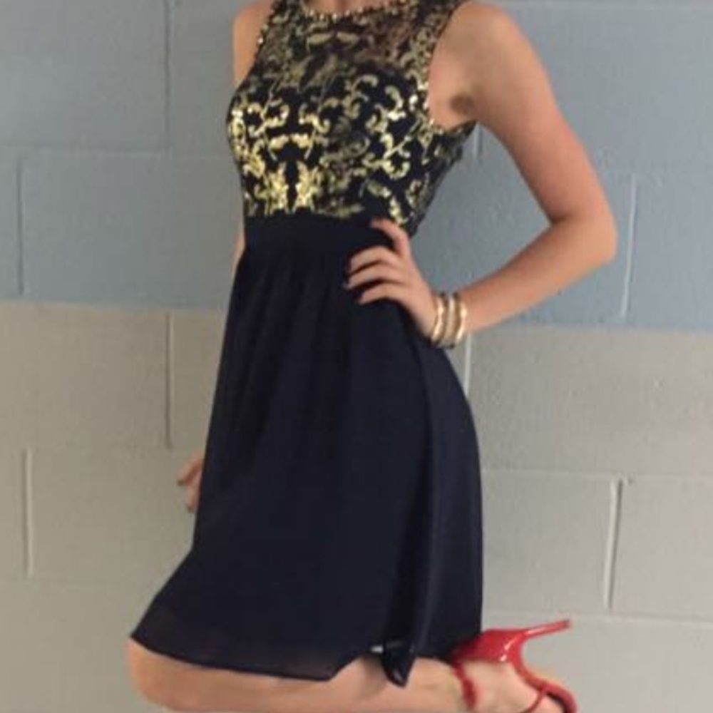 Navy blue and gold Bee darlin Homecoming Dress - Picture 1 of 5